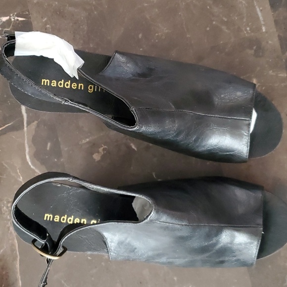 Madden Girl Kaliie Black Size 9 High Heels - Picture 2 of 7